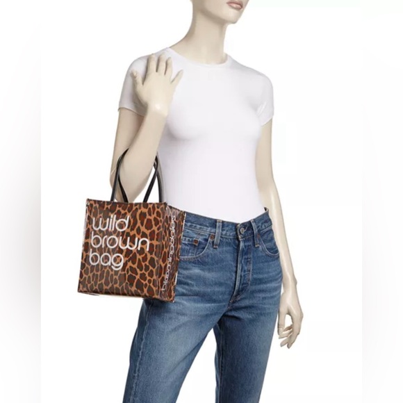 Bloomingdale’s Wild Brown Bag - Picture 2 of 12